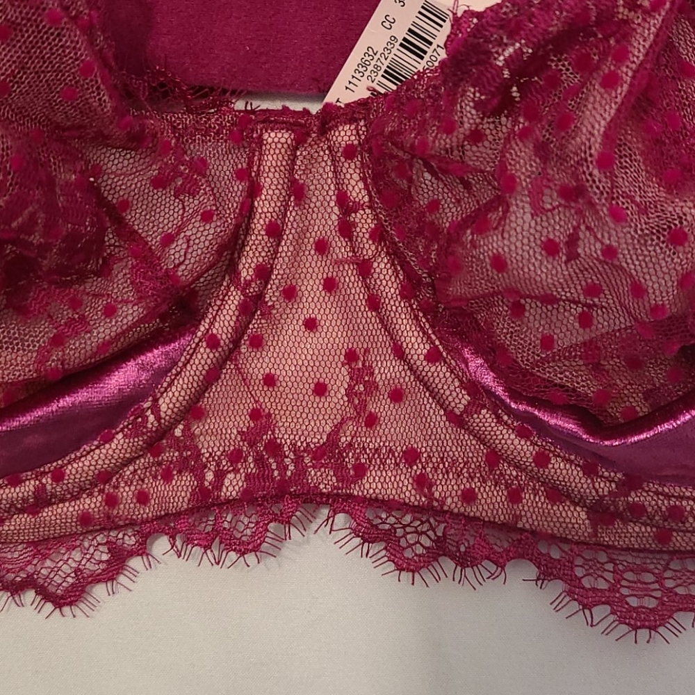🥳LAST ONE 32DD🥳BUY 1 GET 1 FREE VICTORIA SECRET DREAM ANGELS BRA - Picture 6 of 11